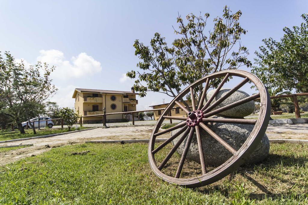 Agriturismo L'Antico Carro Seminara エクステリア 写真